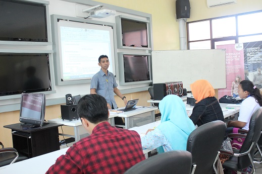 Pusat Bahasa Laksanakan Stimulation TOEFL and Tryout