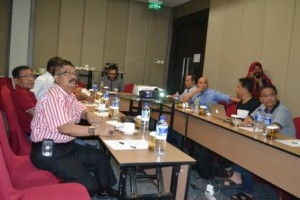 Pertemuan Rektor Untad dengan Tim Advisor (Foto Taqyuddin Bakri)