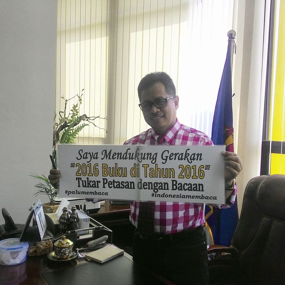 Rektor Apresiasi “Gerakan 2016 Buku di Tahun 2016”