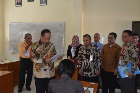 Menristekdikti Tinjau Pelaksanaan SBMPTN 2017 di Universitas Tadulako