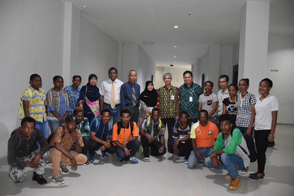 Untad Terima 15 Mahasiswa Baru Melalui Program ADiK & ADeM
