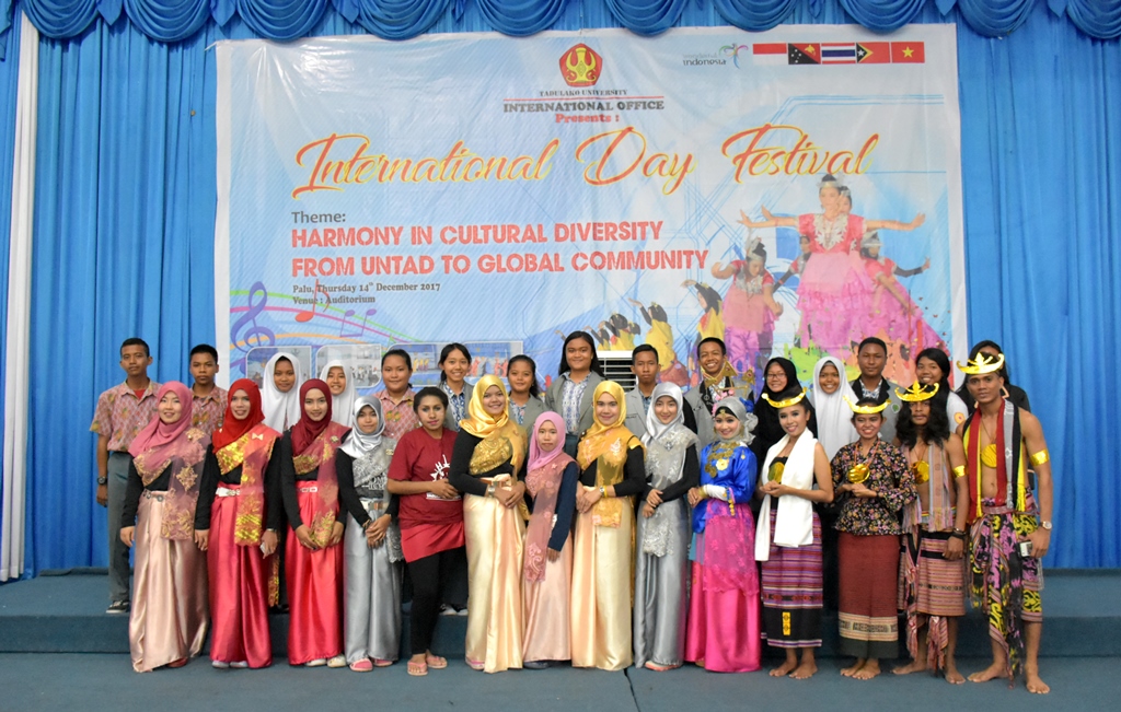 Kenalkan Keberagaman Budaya Kepada Mahasiswa, International Office Untad Gelar International Day Festival