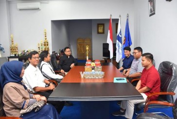 Rektor Untad Apresiasi Tim Debat Untad Yang Raih Juara III Di Kompetisi Debat Mahasiswa Se Indonesia