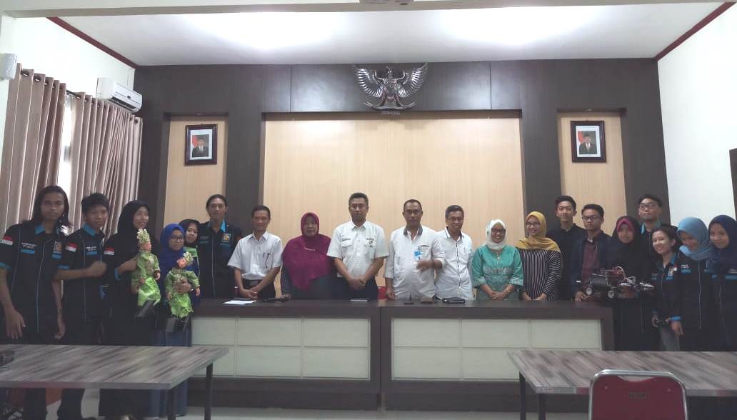 Tim Robotech & Tim Debat Bahasa Inggris Untad Siap Berkompetisi Di Tingkat Nasional