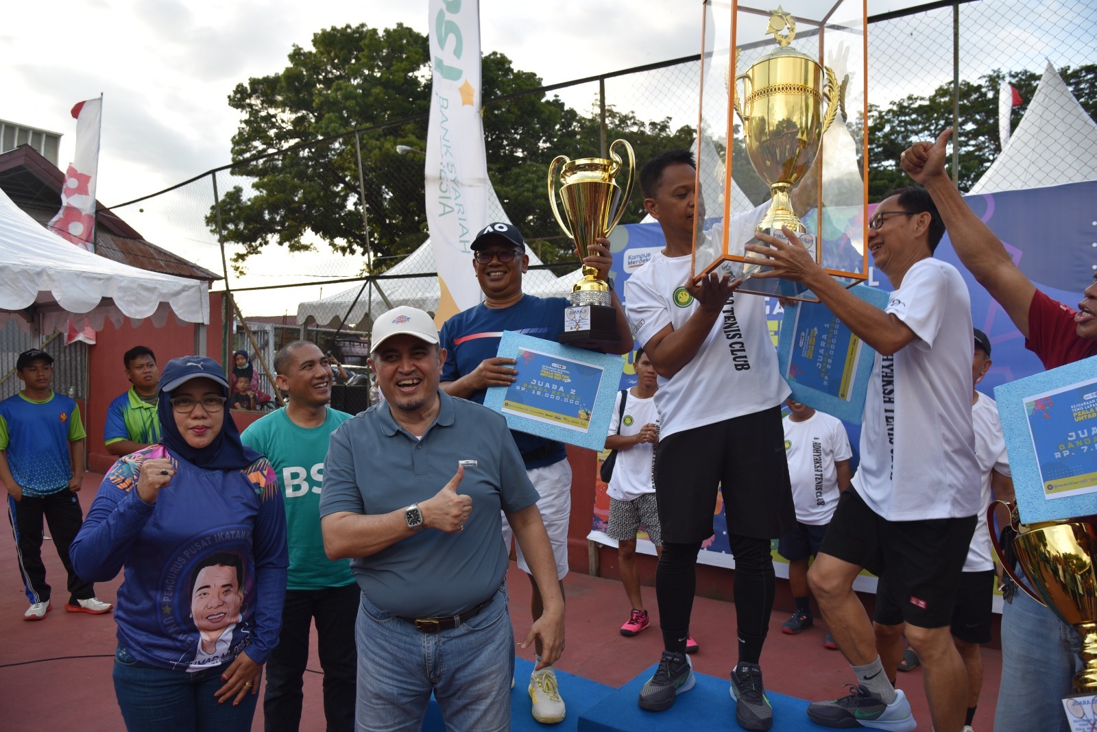 Penutupan Kejuaraan Nasional Tenis Lapangan Piala Rektor Untad – Untad Cup I 2024 Berakhir Meriah
