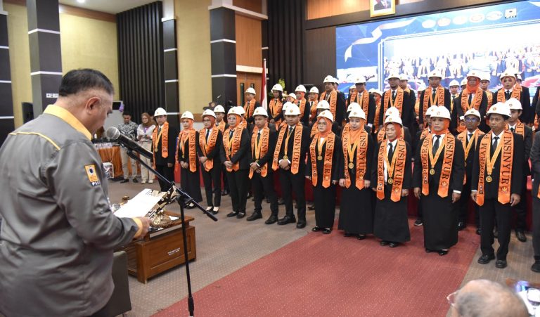 Sebanyak 79 Insinyur Baru Angkatan 9 PSPPI Untad Resmi Diambil Sumpah ...