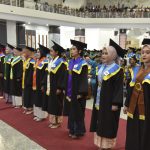 Wisuda Angkatan 135 Untad: Rektor Dorong Lulusan Jadi Pelopor Kelestarian Lingkungan